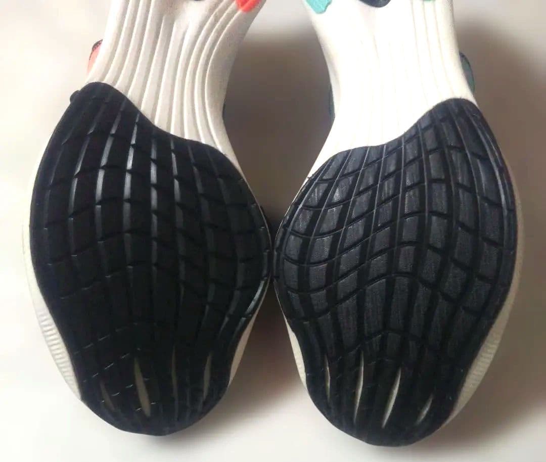 未使用⬛️NIKE ZOOMX VAPORFLY NEXT% HKNE27.5