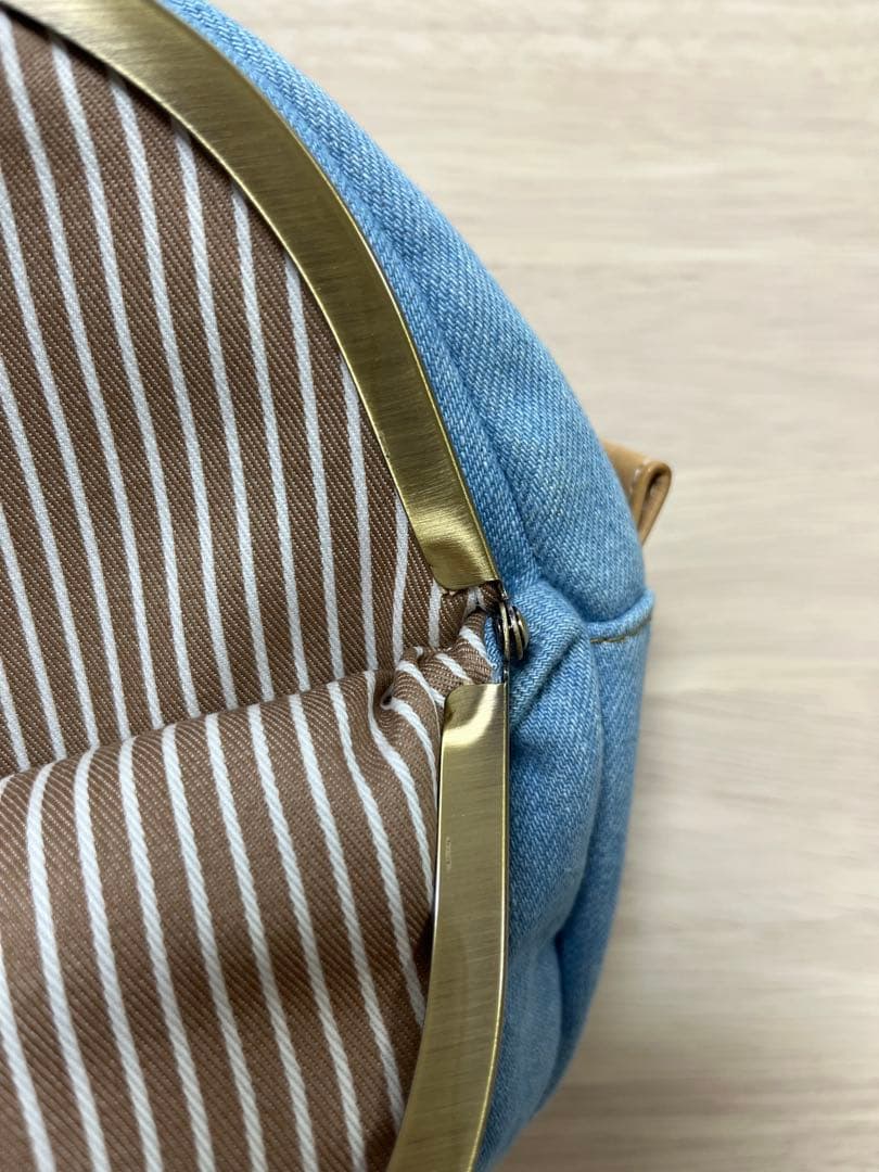 あやの小路 AYANOKOJI がま口ポシェット型ボディバッグ