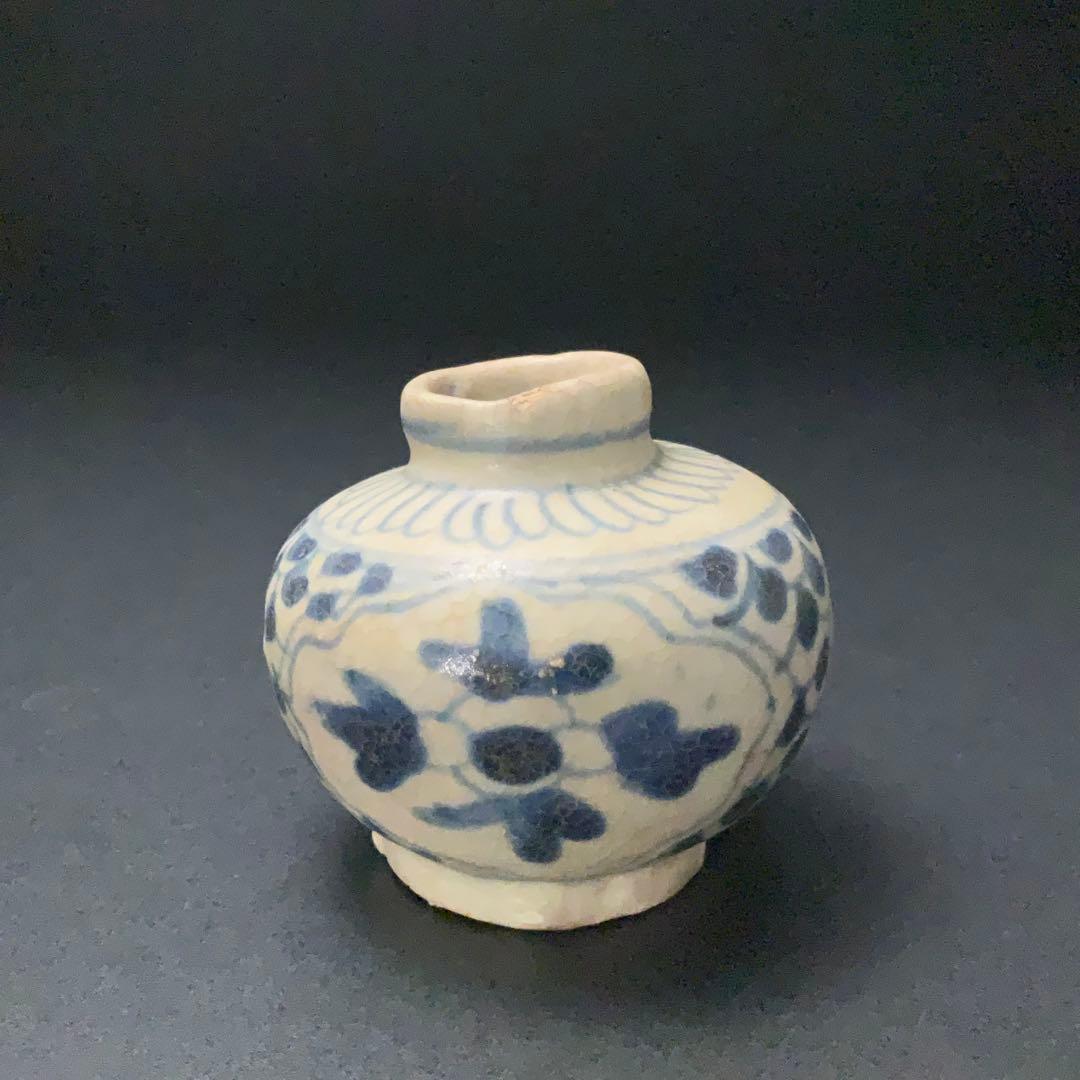 安南染付花図小壺　骨董　アンティーク　ベトナム　R1392ダM