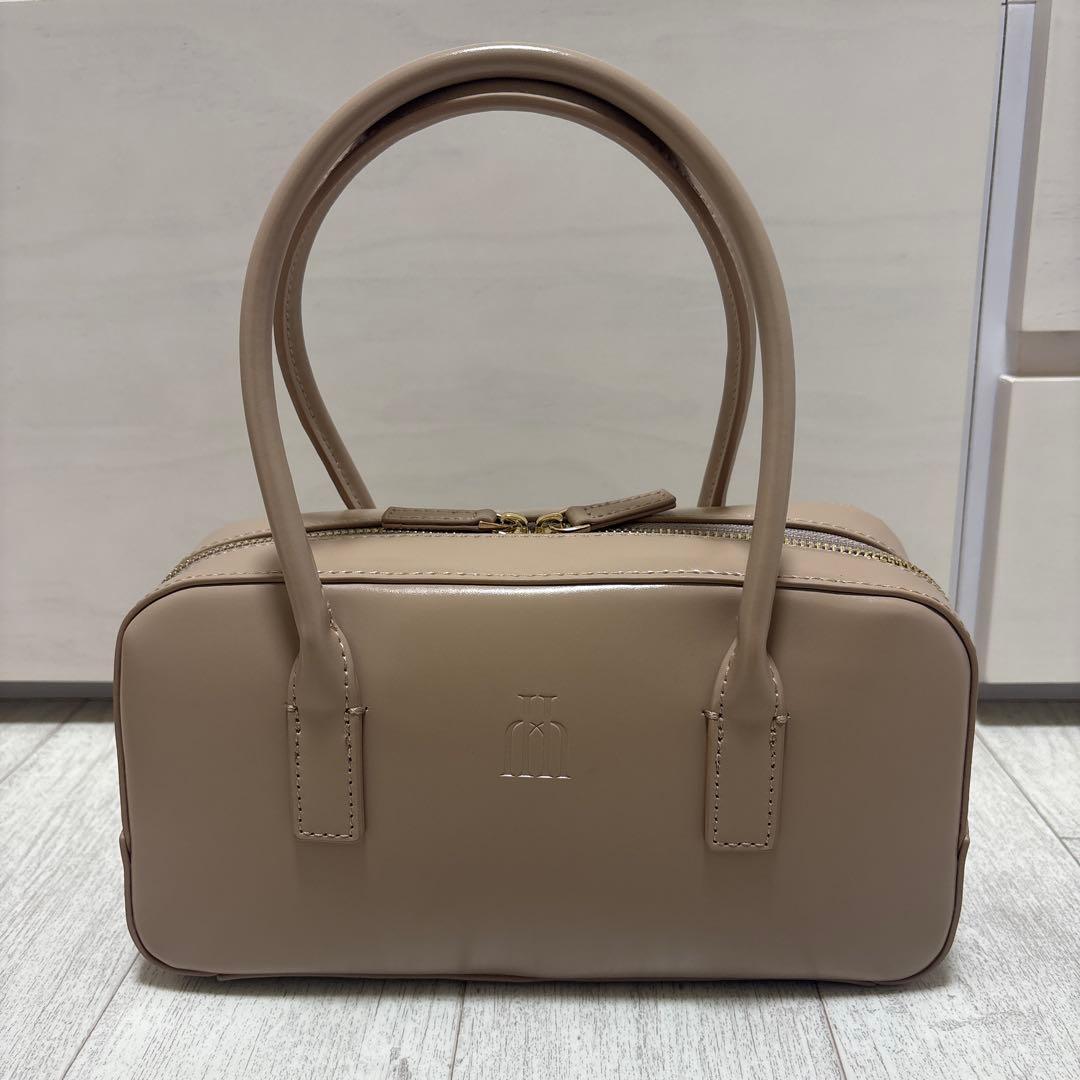 本日限りお値下中❗️herlipto ロゴミニボストンバッグ ベージュ