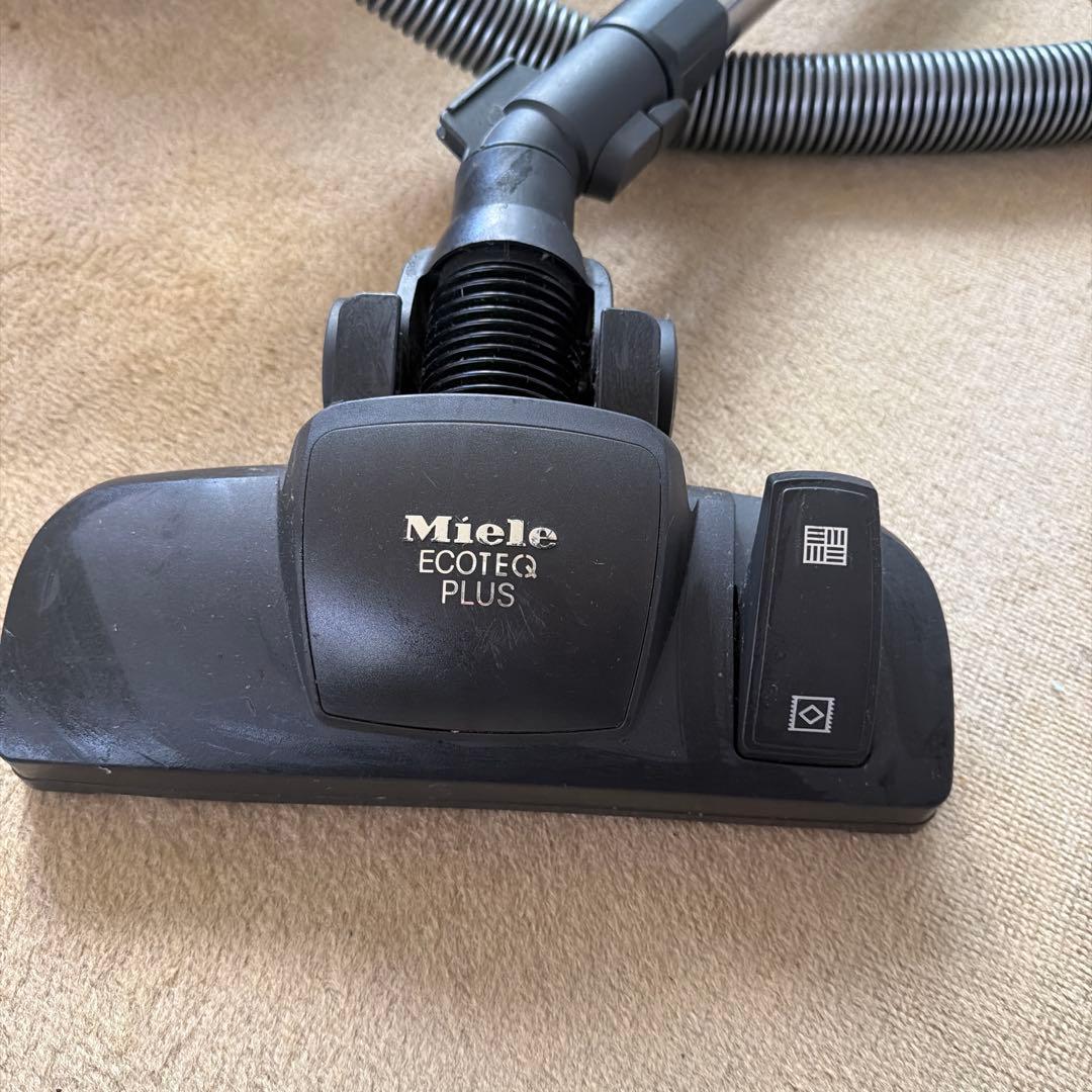 キッチン家電 Miele Compact C2 Autumn Red