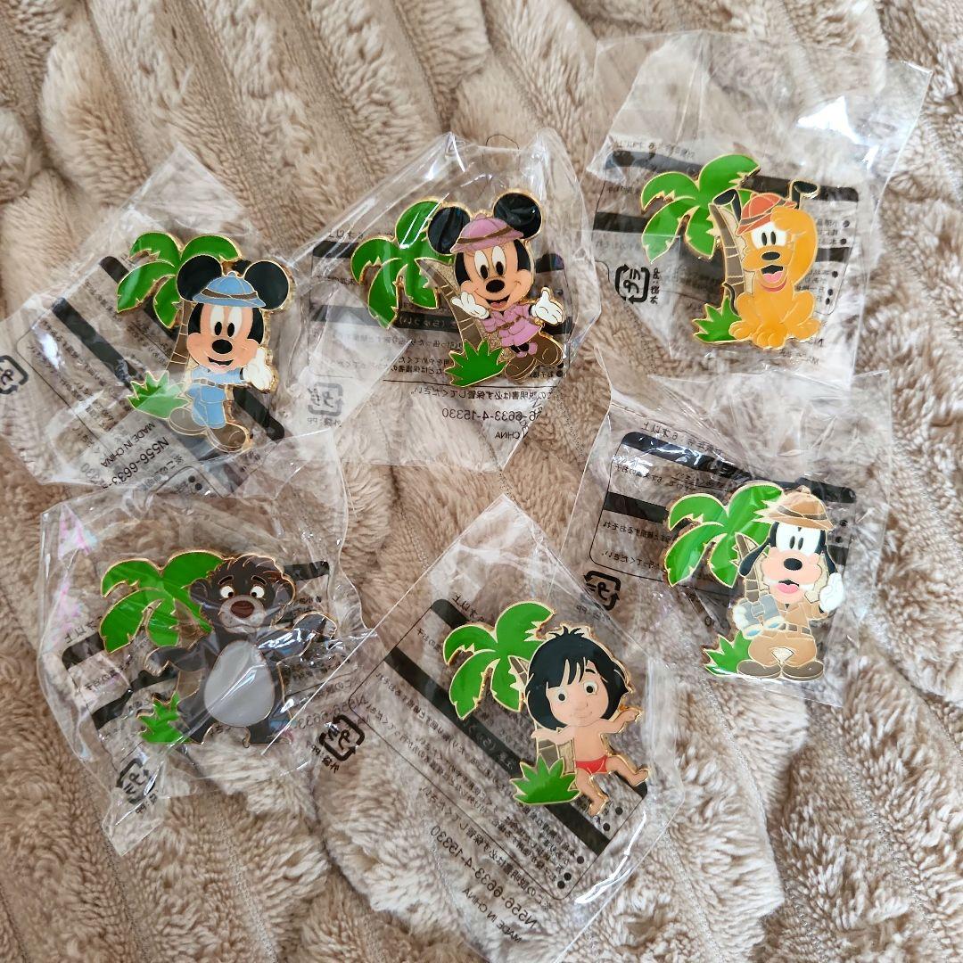 ディズニー　アブーズバザール・ジャングルカーニバル　ピンバッジ　43種　被りなし