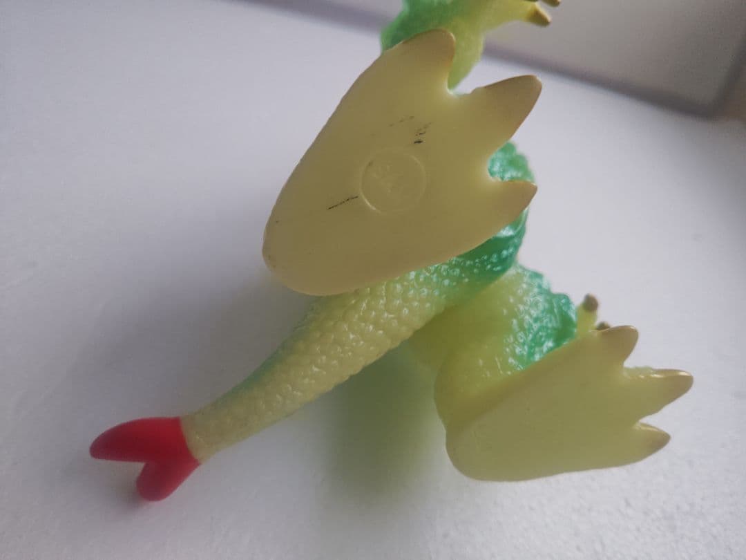 マルサン　ギララ蓄光　ソフビ