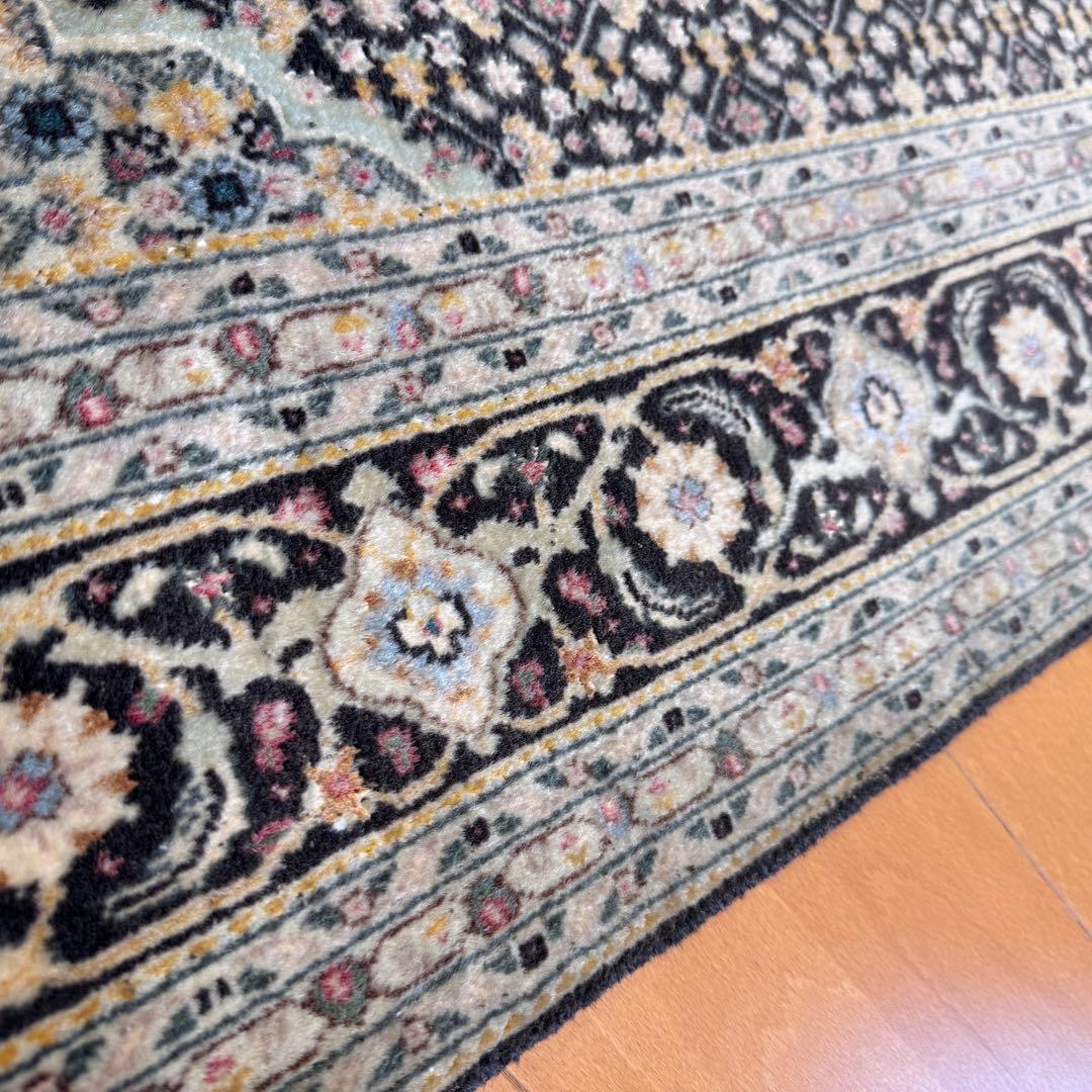 ペルシャ絨毯 アンティーク・タブリーズ製 105×150cm