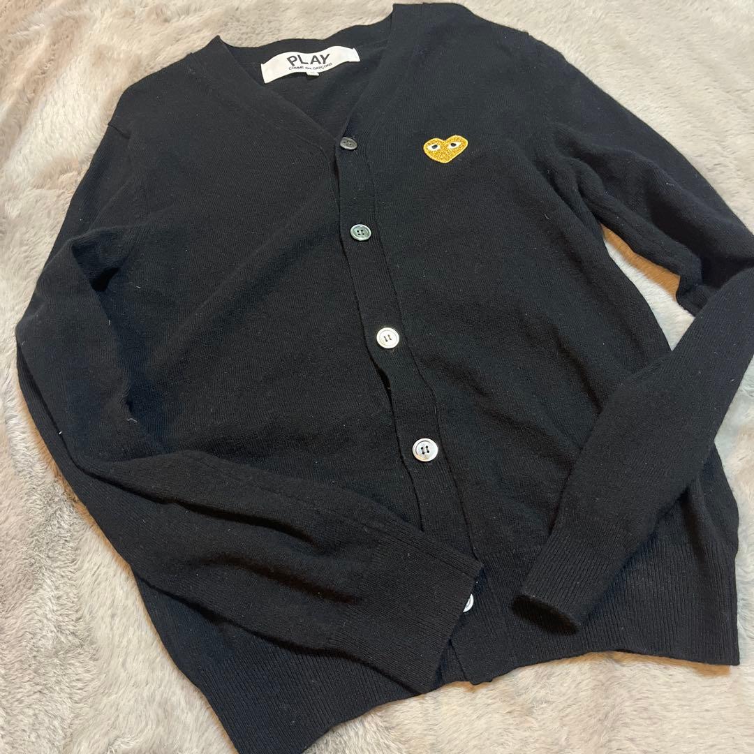PLAY COMME des GARÇONS 黒 vネックカーディガン ハート