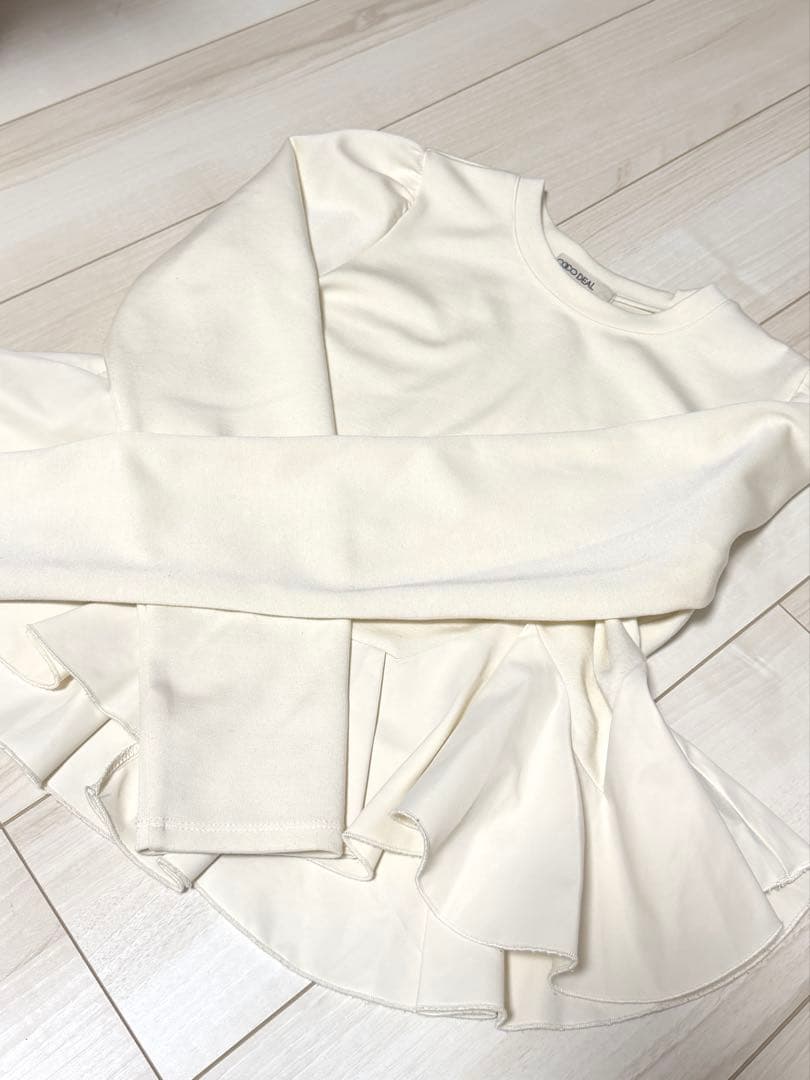 ♡完売商品♡ COCO DEAL アシメペプラムブラウス　アイボリー