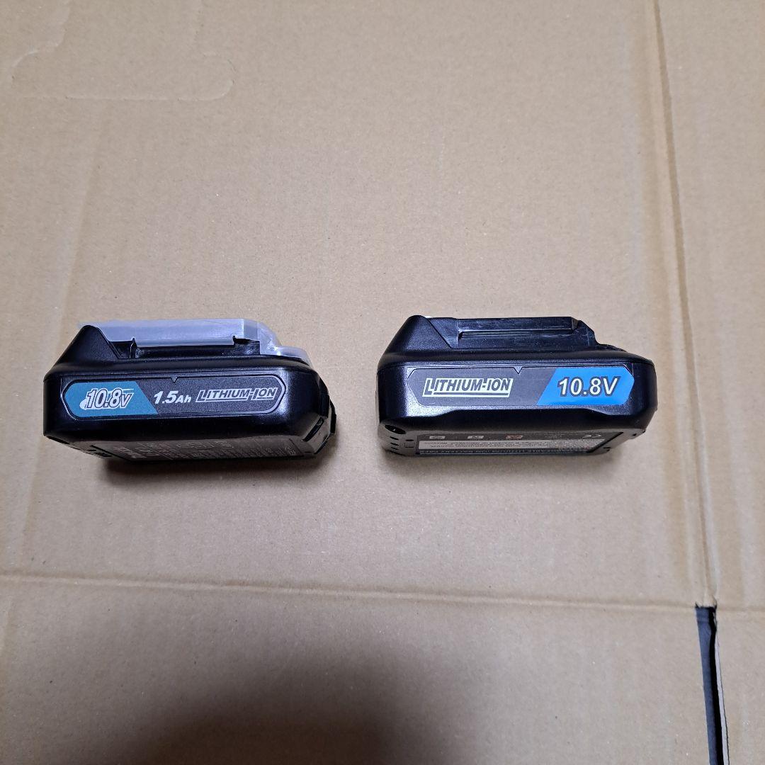 マキタ充電式クリーナー(ハンディ掃除機)CL107FD充電器バッテリー2個セット