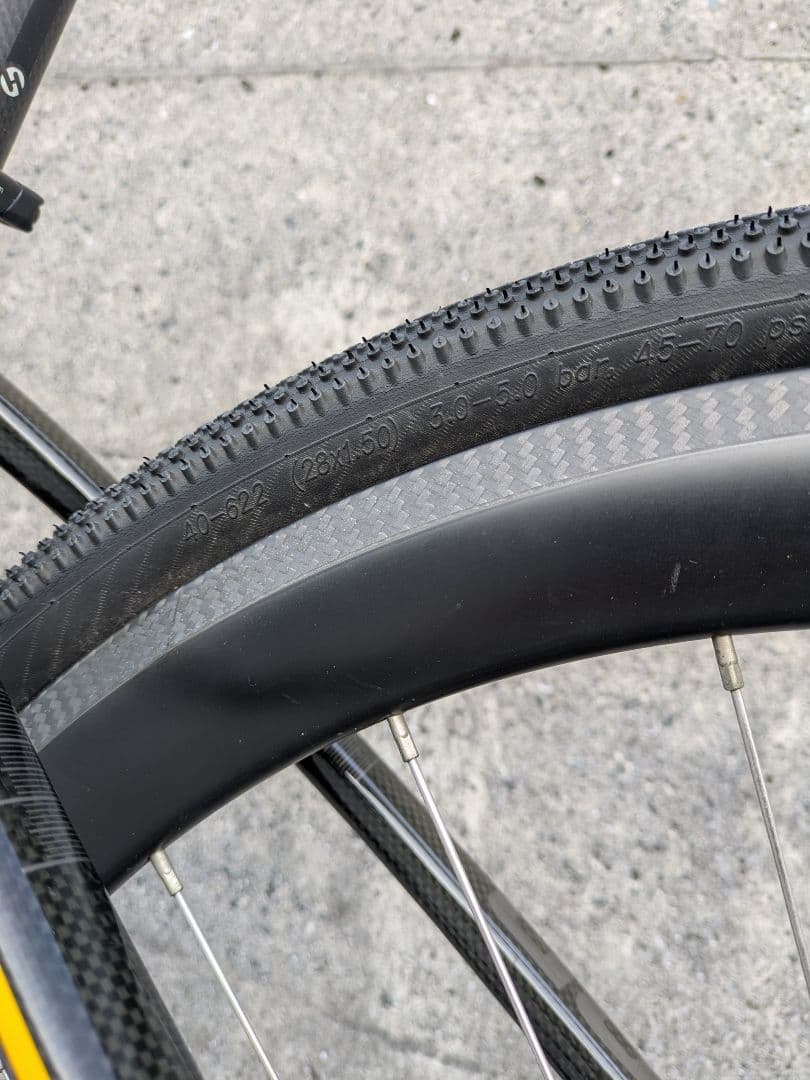 ＴＲＩ FOX カーボンフレーム 29インチ MTB