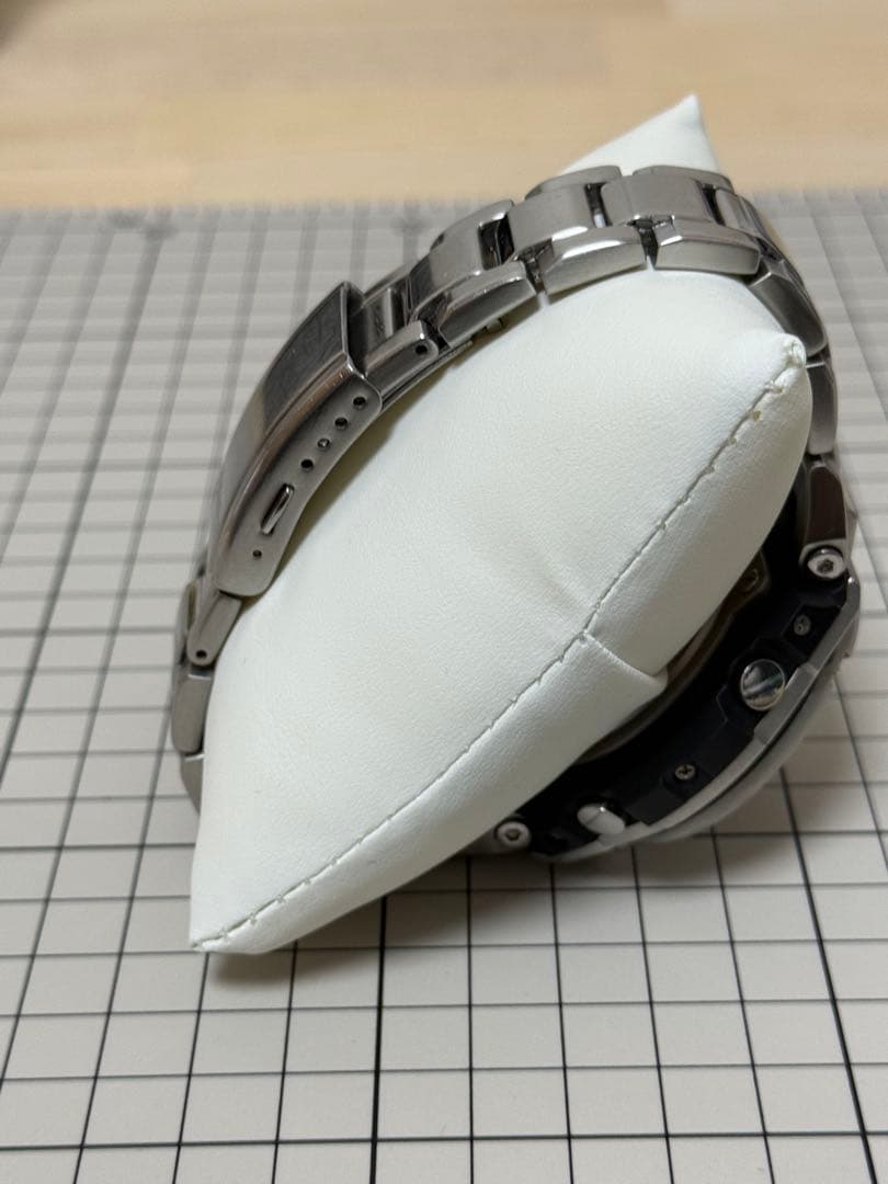 g-shock GST-W110D-1A9JF g-steel メタルバンド