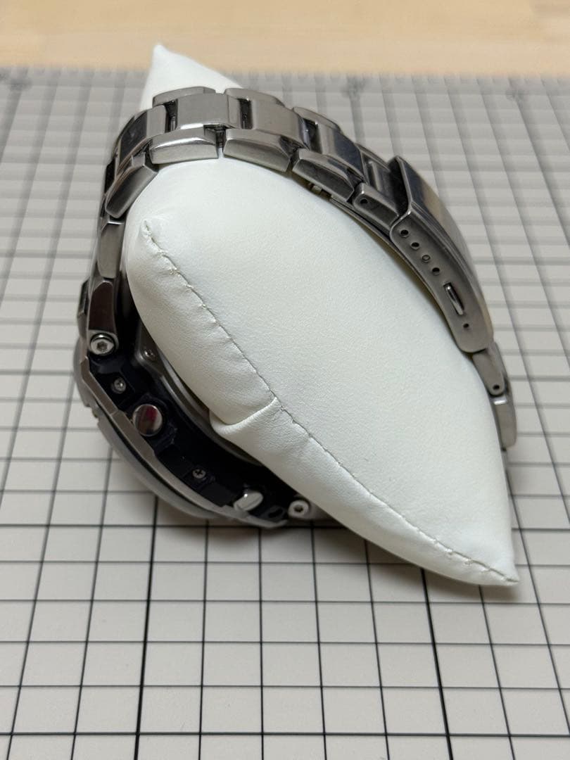 g-shock GST-W110D-1A9JF g-steel メタルバンド