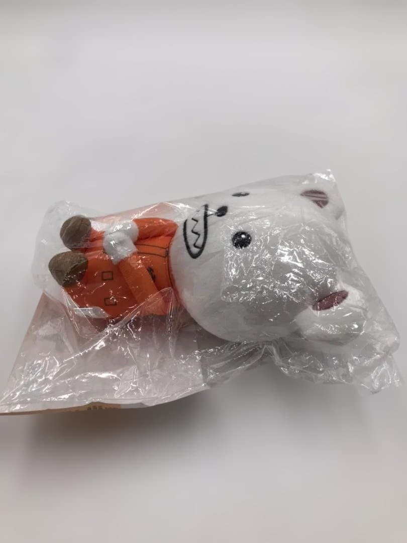 台湾　ワンピースぬいぐるみケーブルホルダー（ベポ）未開封品