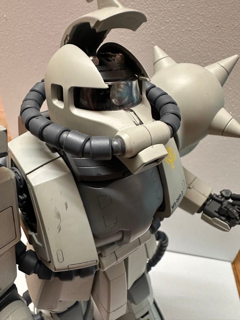 PG MS-06F Zaku II 完成品塗装済み