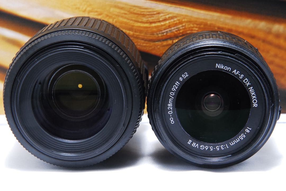 一眼レフ ニコン Nikon D3300 デジタル カメラ　スマホ転送 ダブル