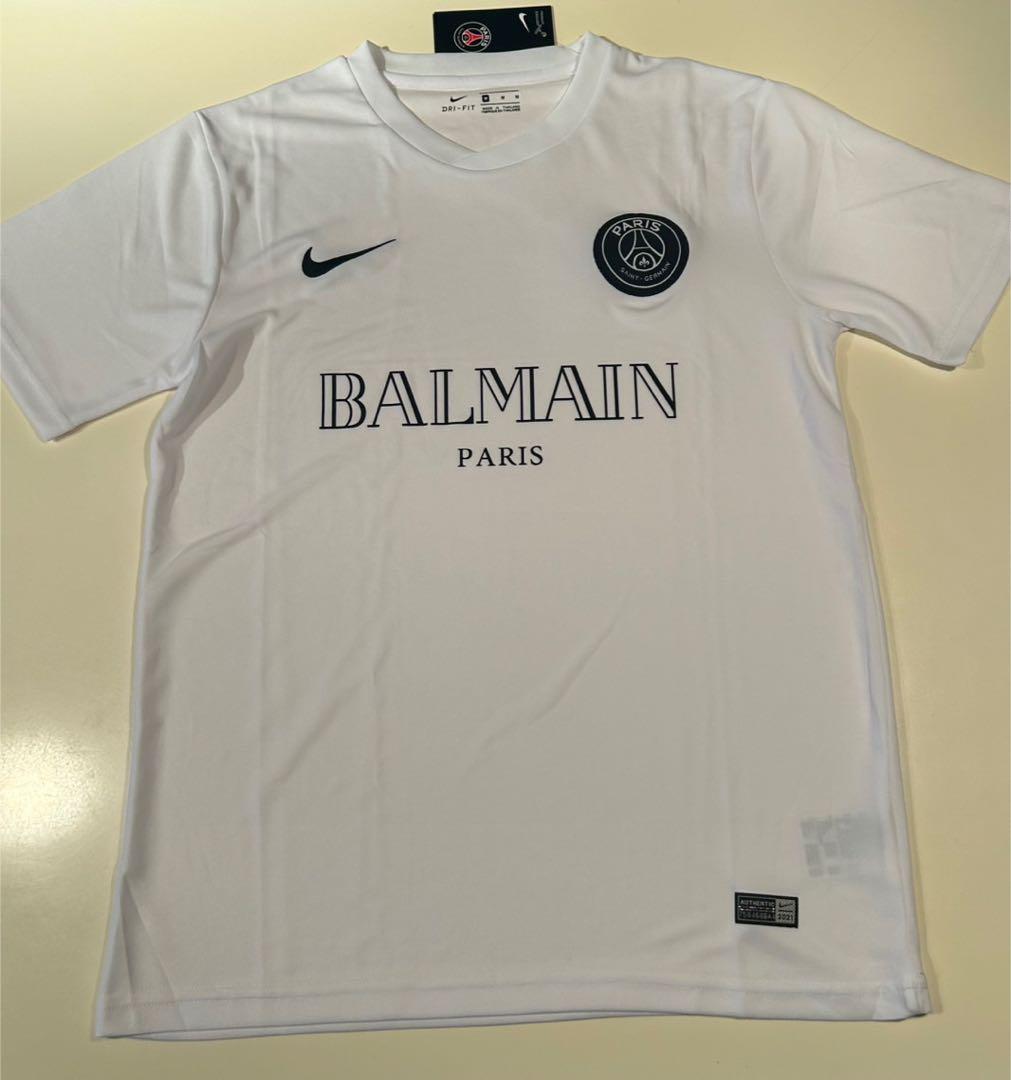 Balmain ナイキ　コラボ　Tシャツ　パリサンジェルマン