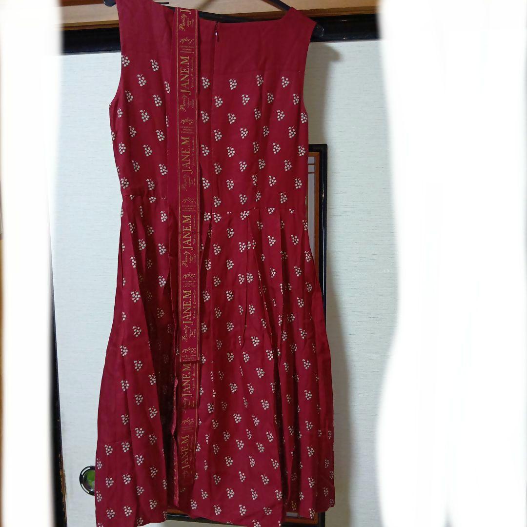 Jane Marple Queen's table スクエアドレス