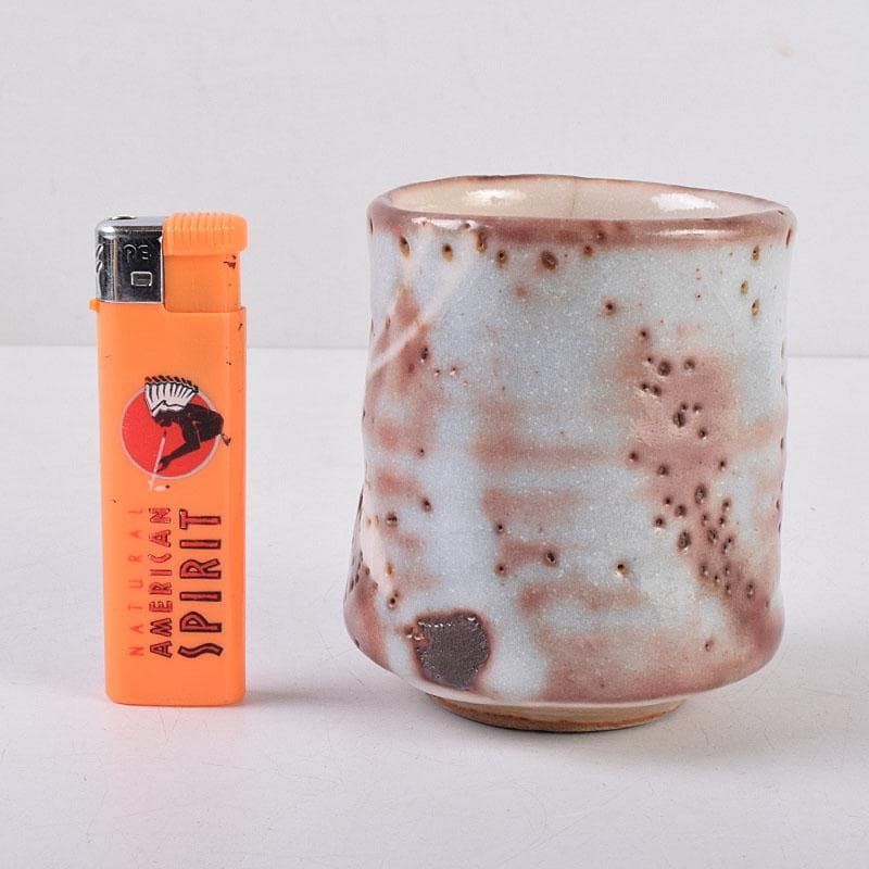 志野焼　美濃焼　奥磯太覚作　志野湯呑　共箱　C　R8909