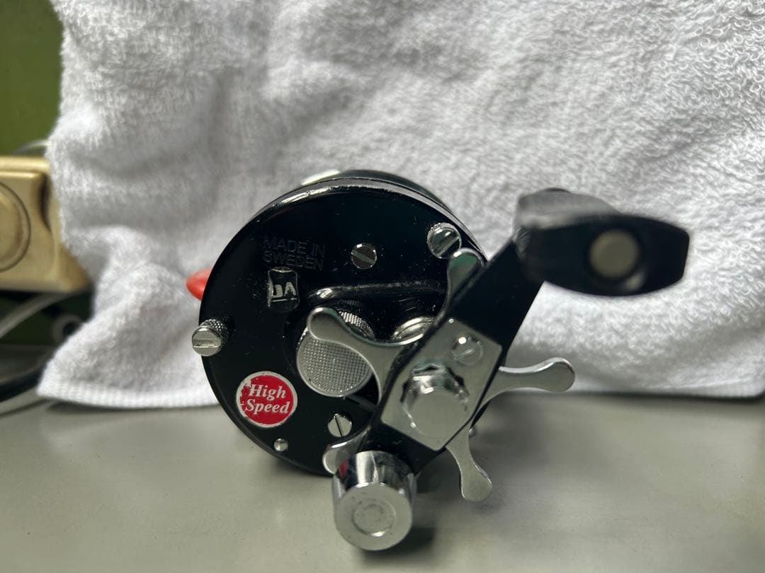 ベイトリール 4600