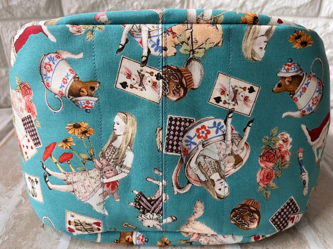 toocoページ　巾着トートバッグ、ぷっくりポーチ