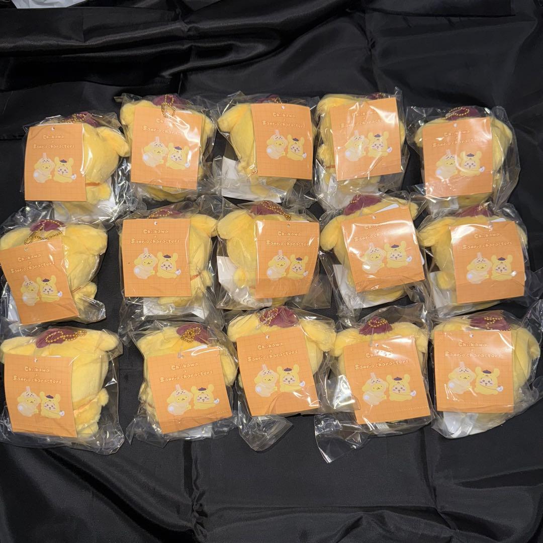 ちいかわサンリオコラボ　うさぎ×ポムポムプリン　マスコットホルダー 15体