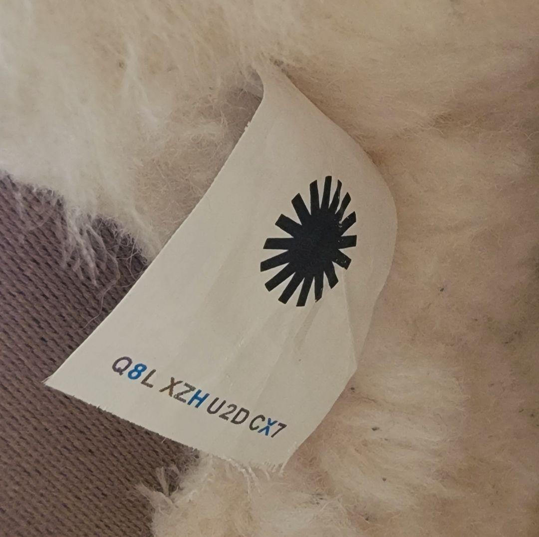 アグ ニューメル プラットフォーム チェルシー ブーツ 24cm