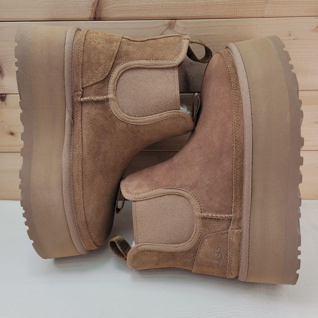 アグ ニューメル プラットフォーム チェルシー ブーツ 24cm