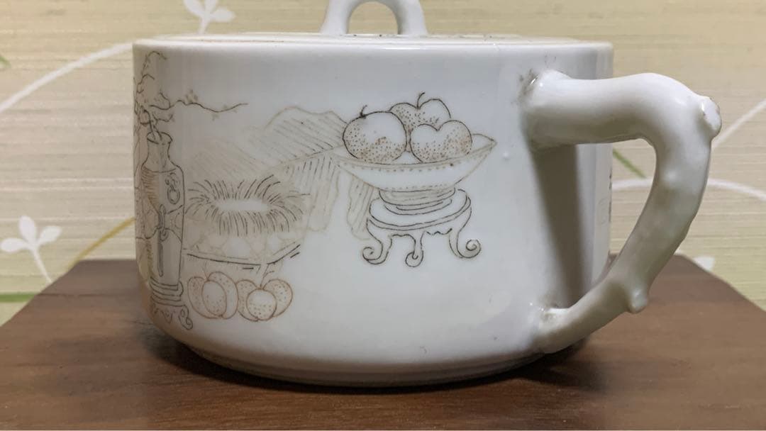 シノワズリ　中国　清朝後期　アンティーク　白磁漢詩彫り　複数落款　急須