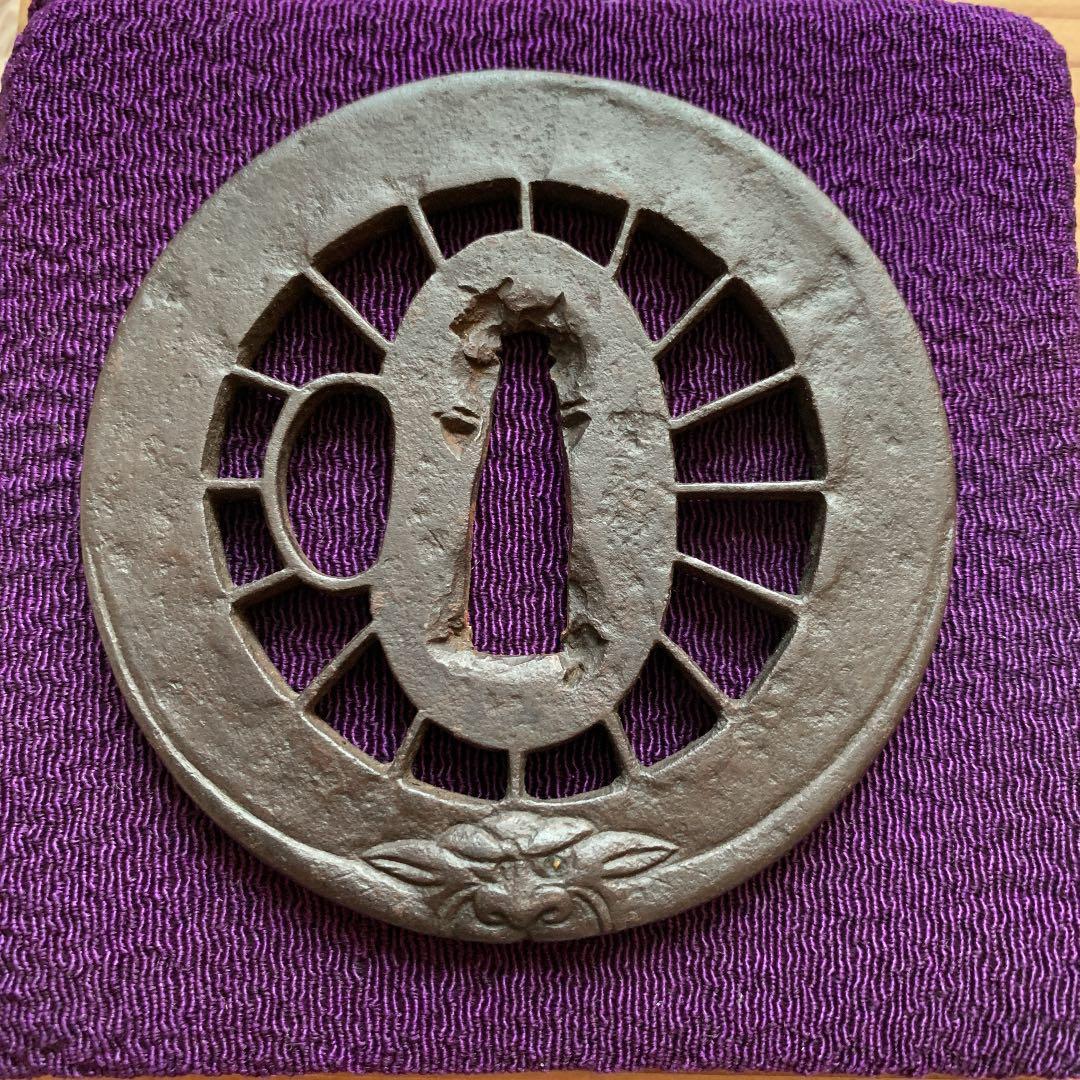 鍔　車透かし　顰　獅子噛　牛鬼　前立図