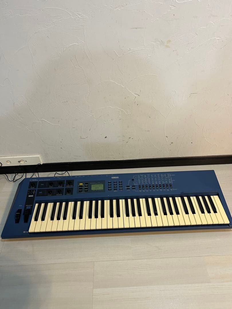 YAMAHA CS1X デジタルシンセサイザー