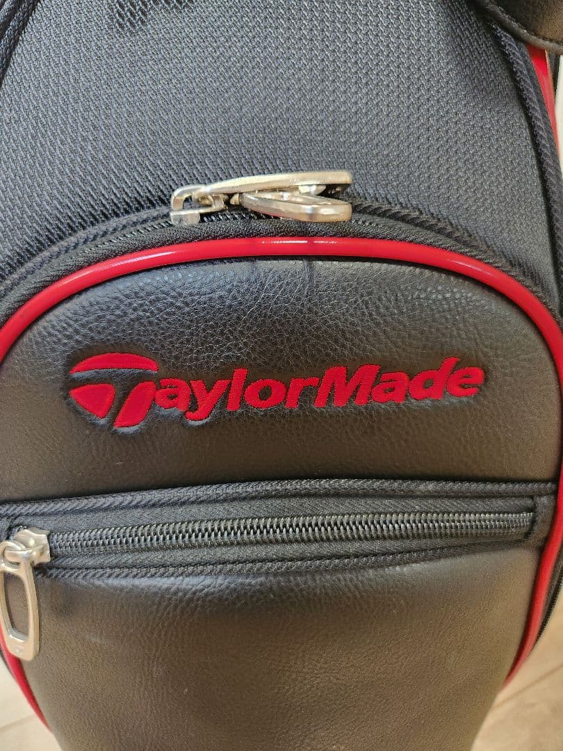 美品 テーラーメイド SY202 キャディバッグ 9型 赤×黒 フード付き