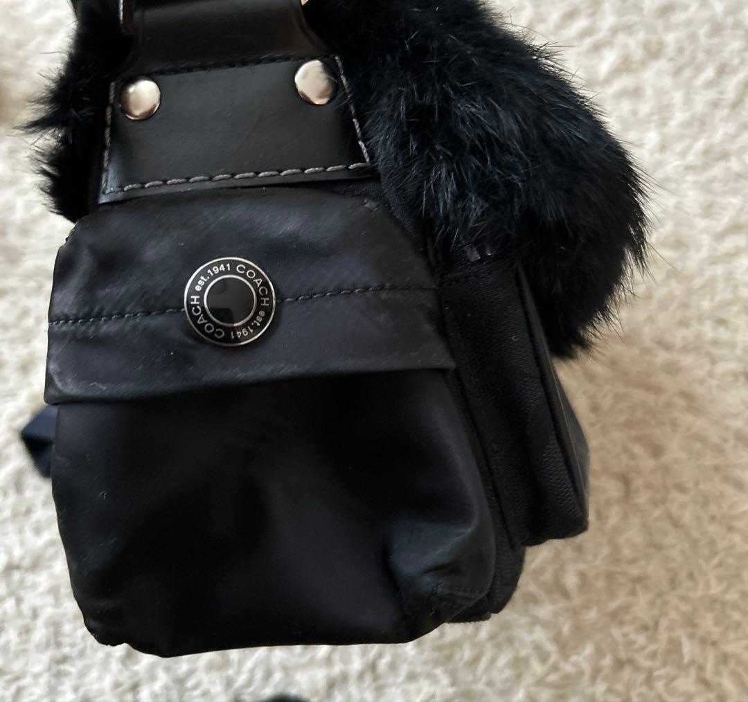 COACH シグネチャー　ブラック　ファー バッグ