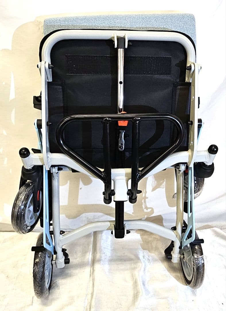 手動車椅子　no.Z　折りたたみ　車椅子　ローリングシャワーチェア　介護用