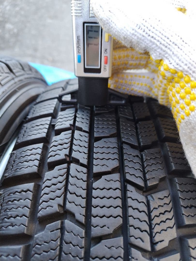 165/65R14【1/2】スタッドレスタイヤ、スチールホイール付、2本分割