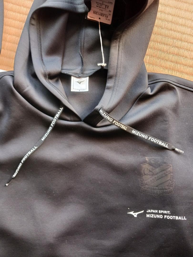 【新品】 コンサドーレ札幌　ミズノ フーディ スウェットパーカー
