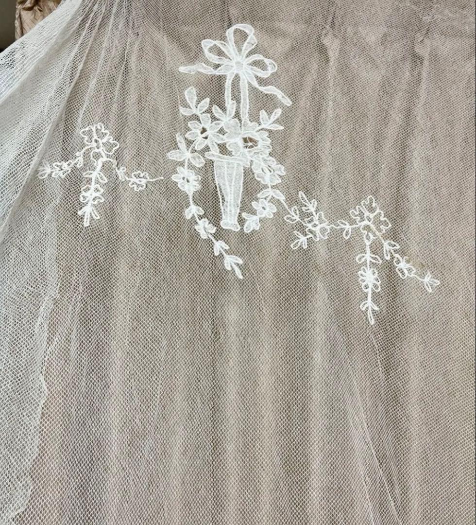 フランスアンティーク♡リボン花籠柄レースチュールベッドカバー