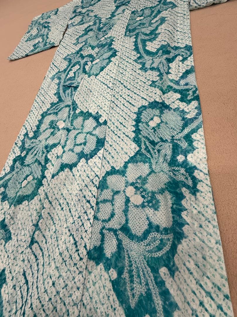 有松絞り青緑系花柄浴衣(美品)