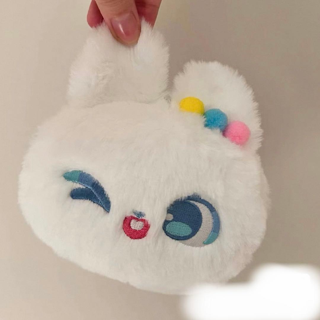 TWICE ナヨン　ぬいぐるみ　新品　マスター