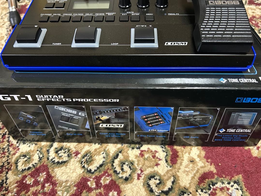 BOSS GT-1 アダプタ付き　美品　保障期間内