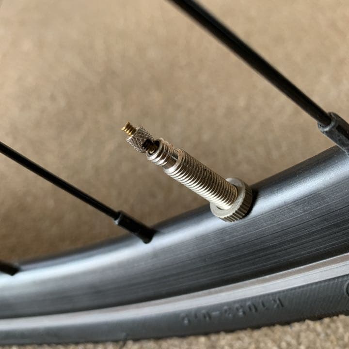 【美品の中古自転車】　《送料込み》　キャノンデール　レディース　クロスバイク