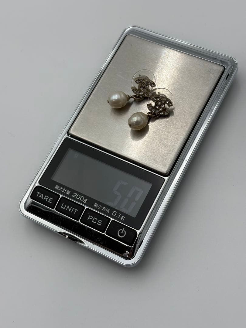 CHANELシャネル ココマークピアス ラインストーン スイングパール ゴールド