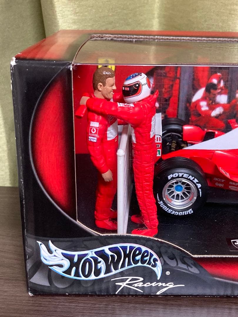 ホットウィール 1/18 フェラーリ ワールドチャンピオン2003 シューマッハ