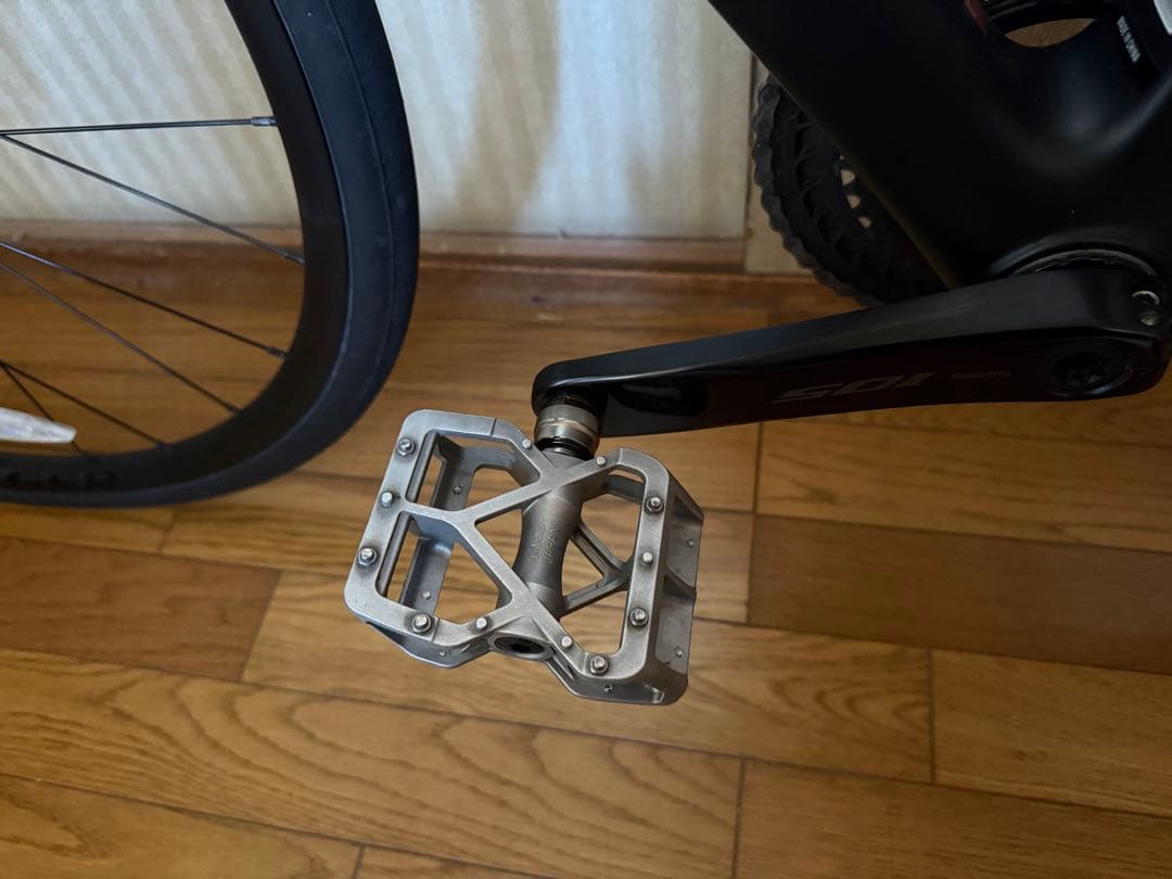 TREK　Madone SL 5 Gen 8 Sサイズ　室内保管　2025