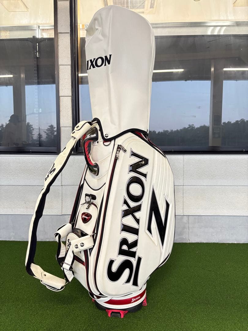 SRIXON Zシリーズ ツアー仕様キャディバッグ　ホワイト　中古品