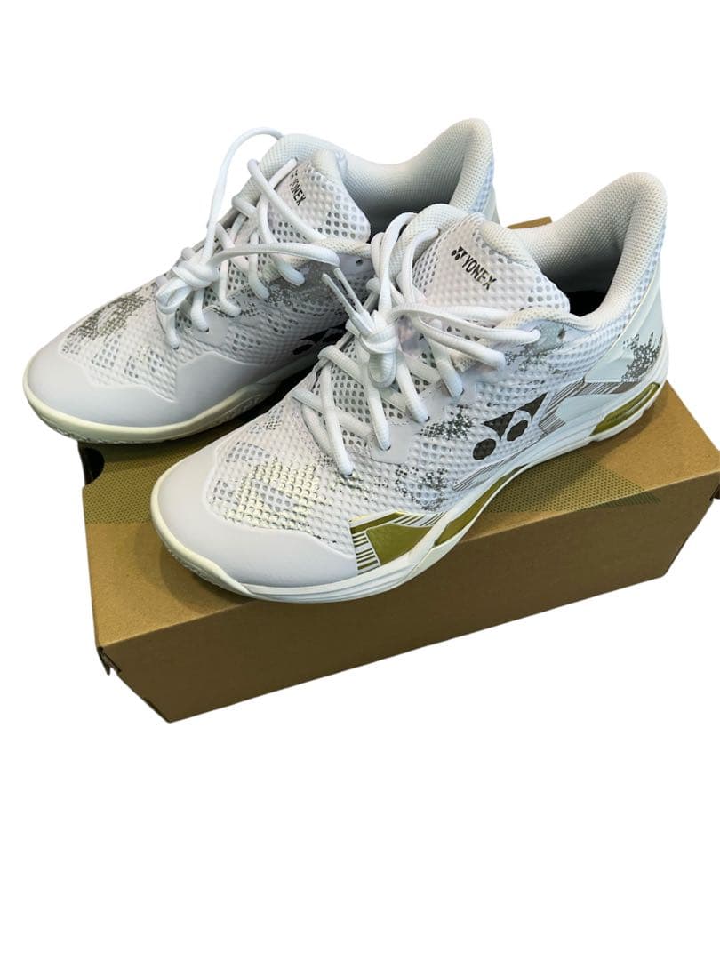 エクリプションメン　新品未使用　YONEX　バドミントン　シューズ　26.0