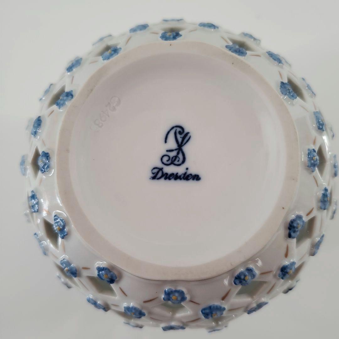 ☆希少　ドレスデン　ドイツ　磁器製　　ヴィンテージ　格子花瓶　高さ12cm