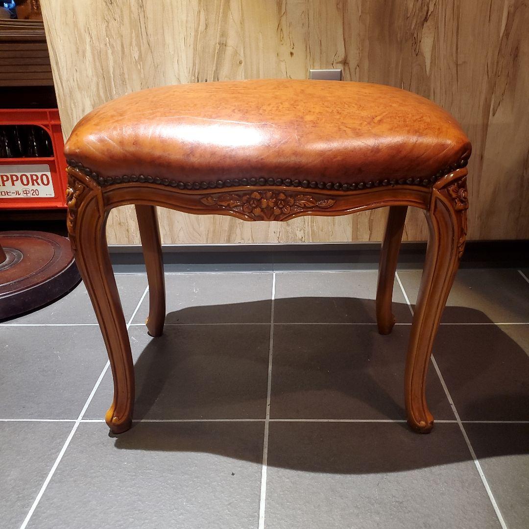アンティーク ロココ調 ブラウンレザー スツール オーバル型