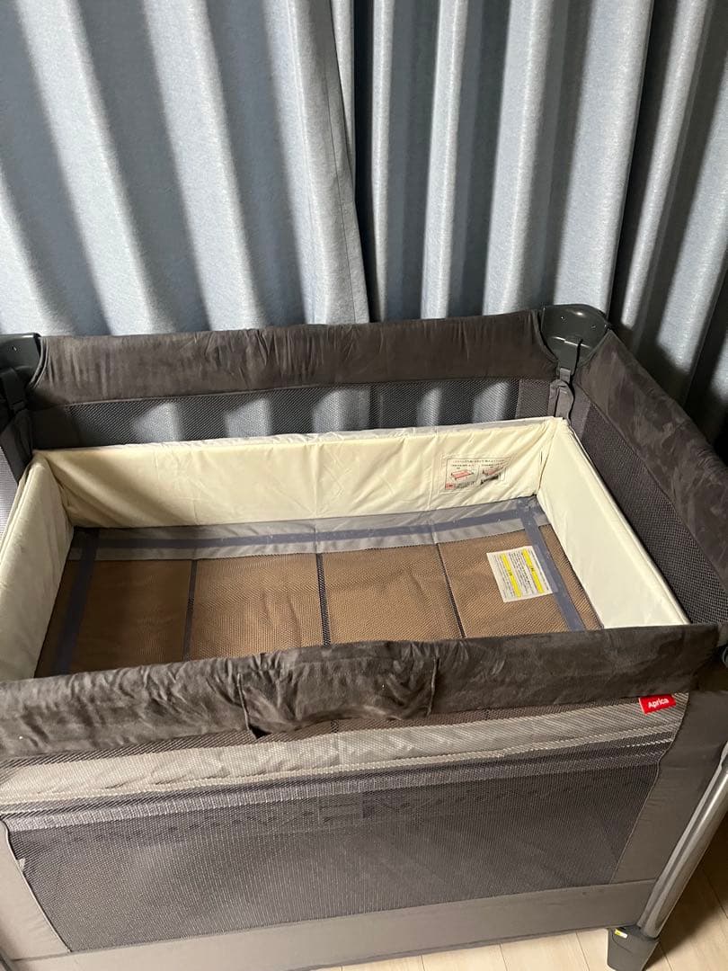 ApricaココネルエアープラスAB ベビーベッド グレー