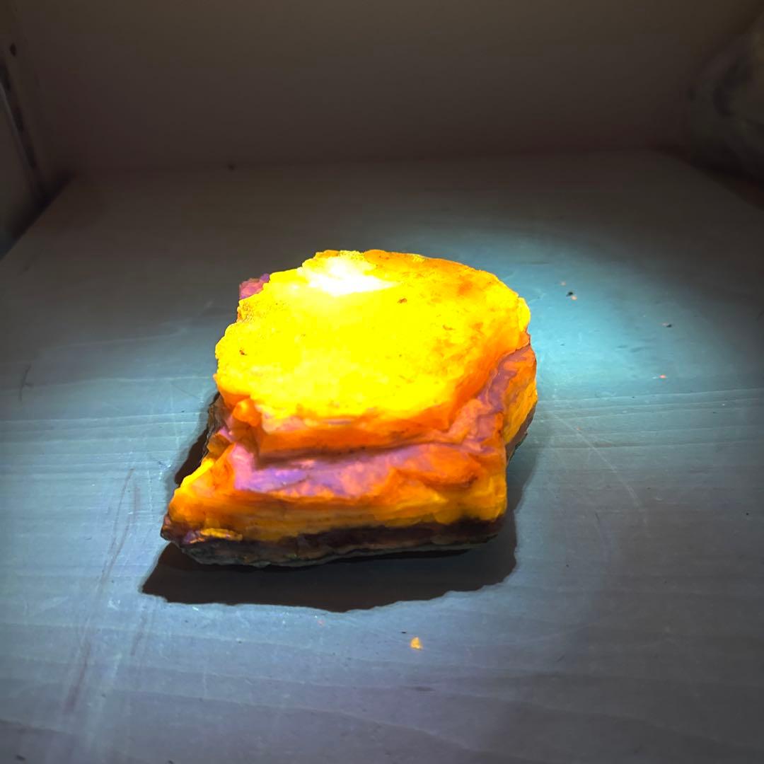 【11】北海道石　然別オパール　蛍光オパール592、588、197g