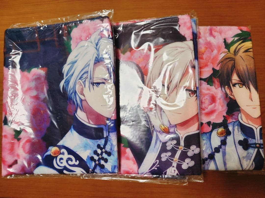 アイナナ まとめ売り ポスター ぬいぐるみ グッズ