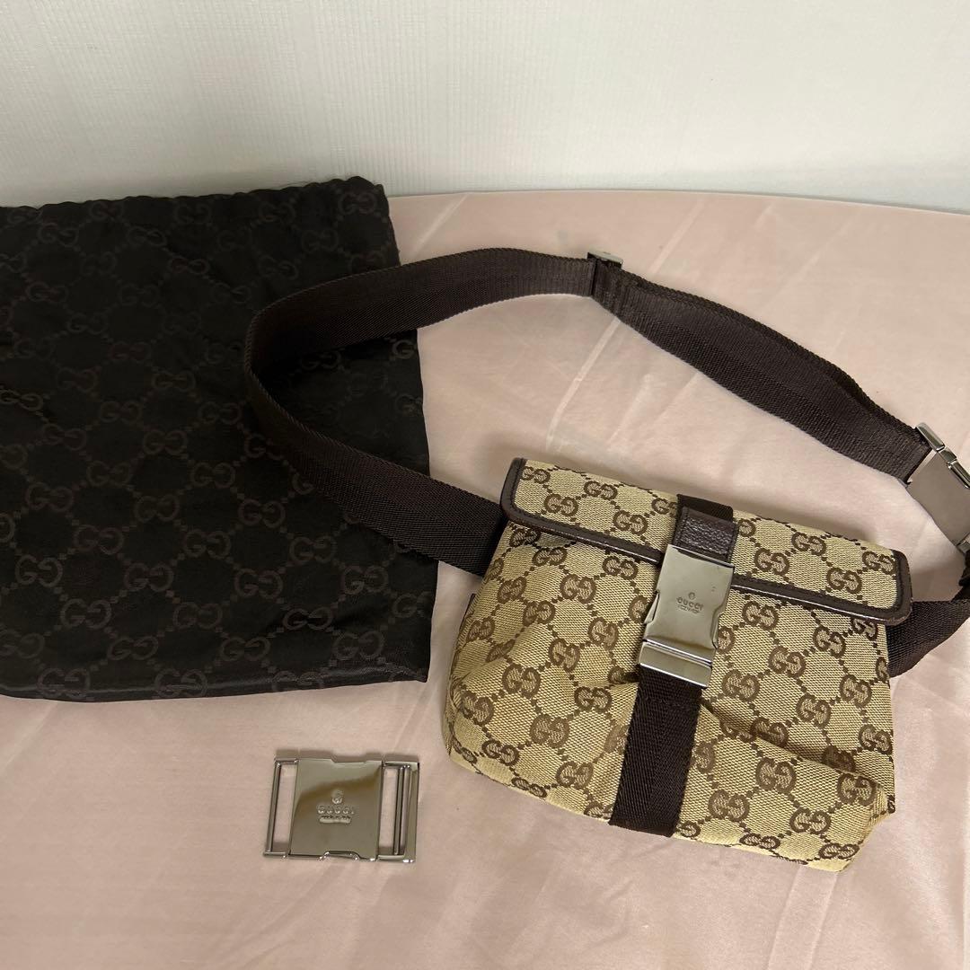 GUCCIウエストポーチ　グッチウエストバッグ　ボディバッグ