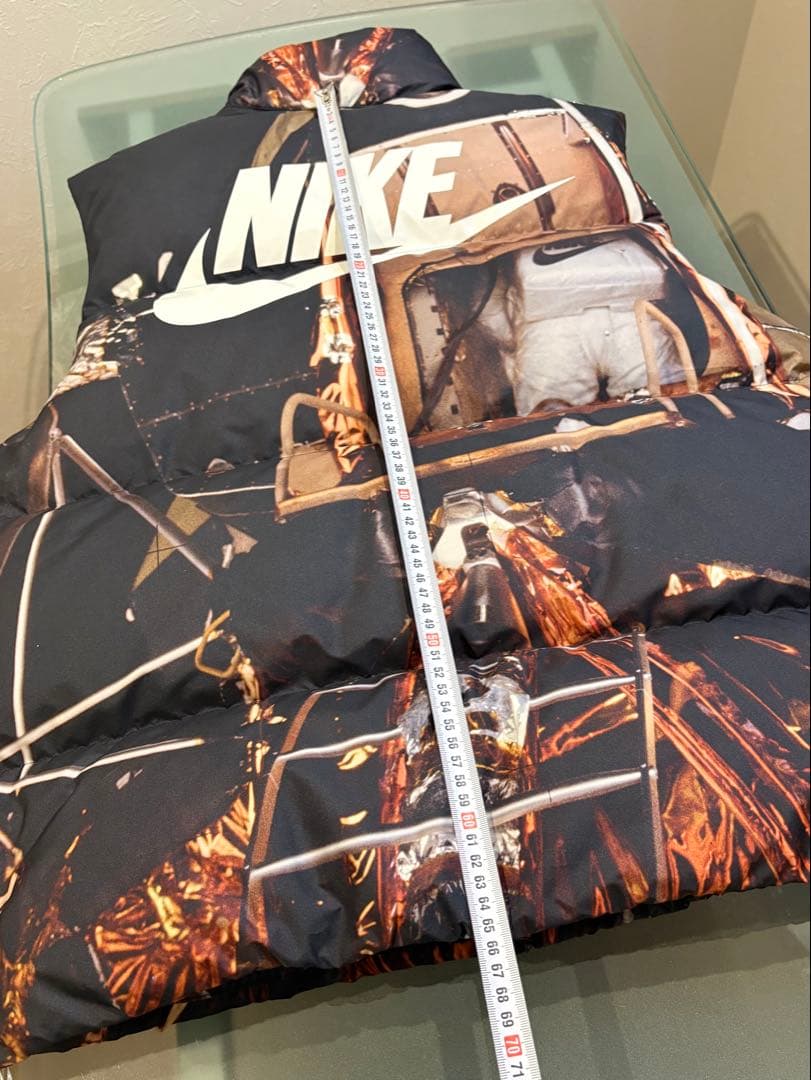 最終価格NIKE グラフィックプリント ダウンベスト Lサイズ
